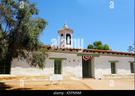 San Diego, USA - Juli 30,2013: Casa de estudillo in der Altstadt von San Diego entfernt. historischen adobe Haus und Kuppel im Jahre 1827 gebaut. Stockfoto