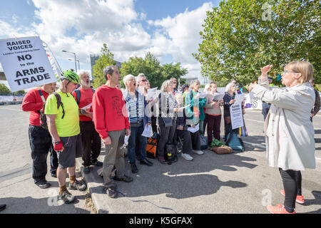 London, Großbritannien. 9. September 2017. Anti-kriegs-Proteste gegen DSEi Arme Fair (Defence and Security Equipment International), dem weltweit größten größten arm Messe in Excel Centre in East London statt. Credit: Guy Corbishley/Alamy leben Nachrichten Stockfoto