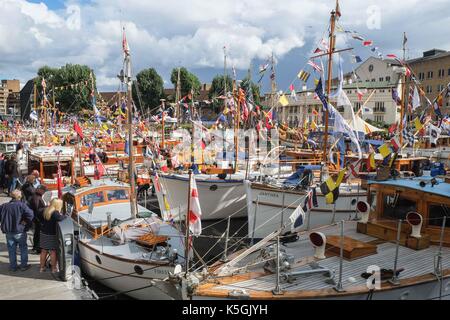 London, Großbritannien, 9. September 2017. In Verbindung mit Total Thames Festival, das klassische Boote Festival findet am Wochenende vom 8. - 10. September. Eine Feier der Weinlese Boote, Motoryachten, einschließlich wenig Dünkirchen Schiffe. Credit: Claire Doherty Alamy/Live-Nachrichten Stockfoto