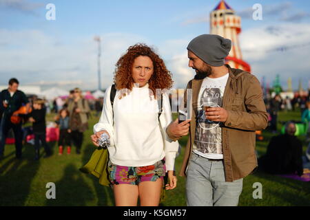 London, Großbritannien. 9. September 2017. Festivalbesucher am 2017 OnBlackheath Festival. Foto Datum: Samstag, 9. September 2017. Photo Credit: Roger Garfield/Alamy leben Nachrichten Stockfoto