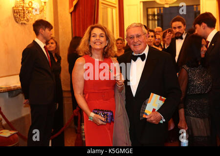 Venedig, 09/09/2017 - Campiello 2017 Award-Abend im Teatro La Fenice - 55th Edition - Luigino Rossi mit Antonella Boralevi Stockfoto