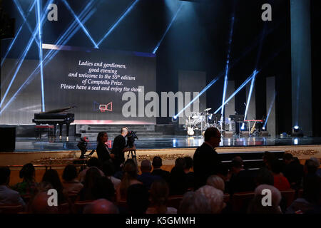 Venedig, 09/09/2017 - Campiello 2017 Award-Abend im Teatro La Fenice - 55th Edition - Beginn der Show Stockfoto