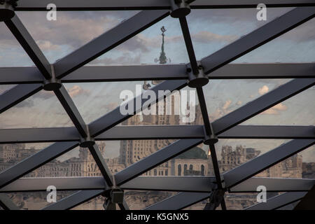 Moskau, Russland. 9. September 2017. Öffnen der Zaryadye Park in der Nähe des Roten Platzes in Moskau, Russland Credit: Nikolay Winokurow/Alamy leben Nachrichten Stockfoto