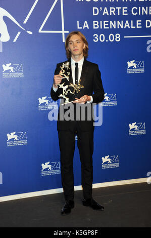 Venedig, Italien. 9. September 2017. 74. Filmfestival von Venedig 2017 Fotoshooting Gewinner abgebildeten Charlie Plummer Credit: Unabhängige Fotoagentur Srl/Alamy leben Nachrichten Stockfoto