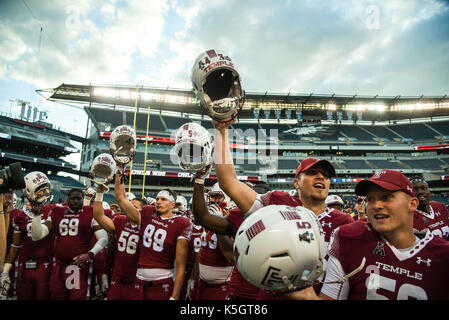 Philadelphia, Pennsylvania, USA. 9 Sep, 2017. Tempel feiert ihren ersten Saisonsieg gegen Villanova am Lincoln Financial Field in Philadelphia PA Credit: Ricky Fitchett/ZUMA Draht/Alamy leben Nachrichten Stockfoto