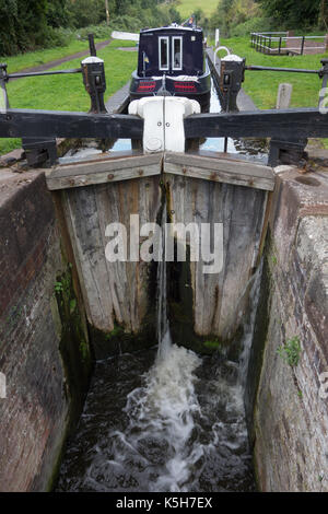 Barge eingabe Schloss an der Staffordshire und Worcestershire Canal. Großbritannien Stockfoto