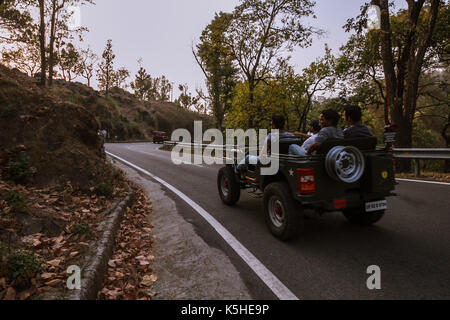 Freunde auf eine Reise in Kumaon, Uttarakhand, Indien Stockfoto