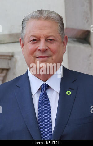 Der ehemalige Vizepräsident Al Gore kommt an Somerset House für die UK Premiere der Fortsetzung zu seinem Oscar-preisgekrönten Umwelt Dokumentarfilm "Eine unbequeme Wahrheit" Mit: der ehemalige Vizepräsident Al Gore Wo: London, Großbritannien Wann: 10 Aug 2017 Quelle: Dinendra Haria/WENN.com Stockfoto