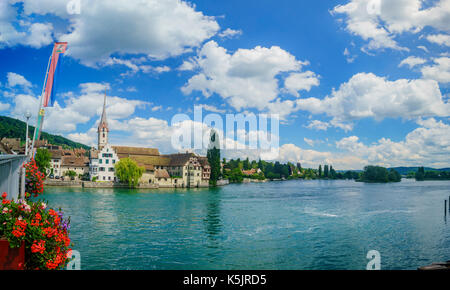 Der schöne Stein am Rhein ist eine historische Stadt und eine Gemeinde im Kanton Schaffhausen in der Schweiz Stockfoto