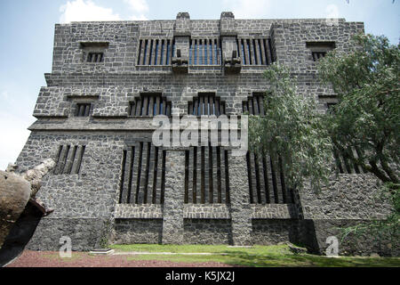 Mexiko City, Mexiko - 2012: Äußere des Anahuacalli Museum, erstellt von Diego Rivera. Stockfoto