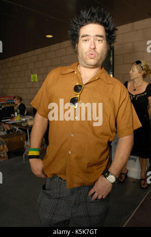 Fat Mike NOFX backstage Portrait 2009 Vans Warped Tour Final tour Tag Home Depot Center Carson. Stockfoto