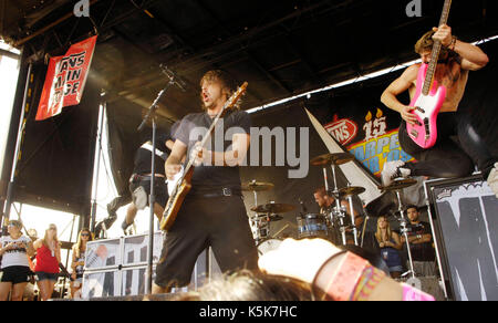 All Time Low führt 2009 Vans Warped Tour Final tour Tag Home Depot Center Carson. Stockfoto