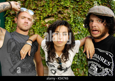 Nick Kent, Tatiana DeMaria Jake Reed TAT backstage Portrait schießen 2009 Vans Warped Tour Final tour Tag Home Depot Center Carson. Stockfoto