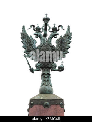 Zweiköpfiger Adler, russisches Wappen isoliert auf Weiß. Symbol des kaiserlichen Russland. Dekoration der Сolumns der Dreifaltigkeitsbrücke, erbaut 1903. S Stockfoto