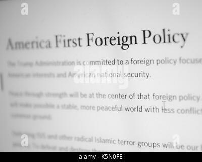 CALDWELL, IDAHO/USA - 28.Januar: Trümpfe Außenpolitik Beschreibung auf Whitehouse.gov Stockfoto