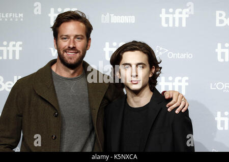 Toronto, Kanada. 08 Sep, 2017. Armee Hammer und Timothee Chalamet während der "Rufen Sie mich, indem Sie ihren Namen "fotoauftrag während der 42 Toronto International Film Festival bei Bell Lightbox am September 08, 2017 in Toronto, Kanada | Verwendung der weltweiten Kredit: dpa/Alamy leben Nachrichten Stockfoto