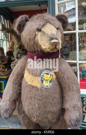 Die ursprüngliche Teddybären Shop und Cafe im Stonegate in der Stadt York Stockfoto