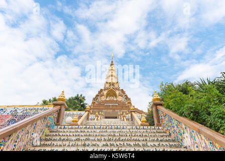 Abstrakte Golden Temple mit niedrigen Winkel anzeigen Stockfoto