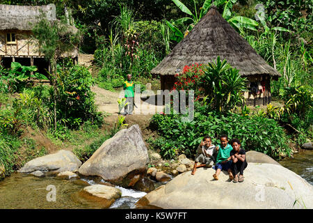 Bewohner in kleinen Dorf, Hochland von Kaveve, Goroka, Papua-Neuguinea, Ozeanien Stockfoto