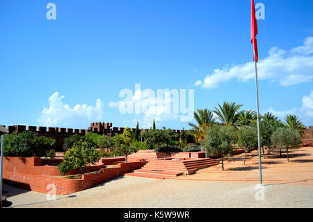 Historische Burg von Silves an der Algarve, Portugal Stockfoto