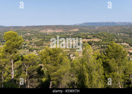 La Sainte Baume Vue du Village Mittelalterlichen du Castellet Var Frankreich Stockfoto