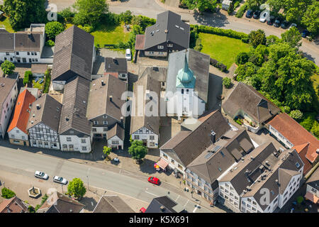 Hauptschule Breckerfeld und Neubau Epscheider Straße, Breckerfeld, Bergisches Land, Nordrhein-Westfalen, Deutschland, Europa, Luftaufnahme, A Stockfoto