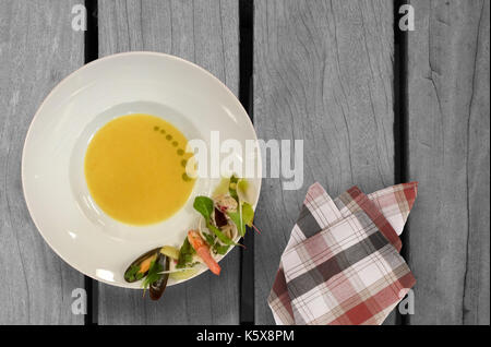 Fischsuppe caciucco - caciucco Stockfoto