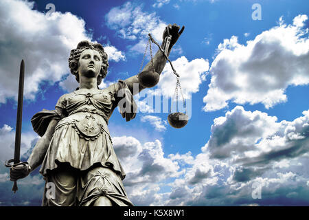 Waage der Gerechtigkeit Symbol - rechtliche Gesetz Konzept Bild Stockfoto