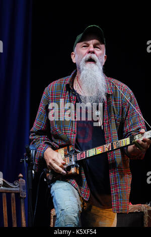 London, Großbritannien. September 2017. Seasick Steve spielt live auf der Main Stage beim OnBlackheath Festival 2017 in Blackheath, London. Fototermin: Sonntag, 10. September 2017. Das Foto sollte lauten: Roger Garfield/Alamy Live News Stockfoto