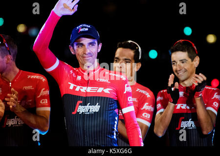 Madrid, Spanien. 10. September, 2017. Alberto Contador (Trek) auf dem Podium wie Gewinner der kämpferischsten Klassifizierung der Tour durch Spanien (Vuelta a España) zwischen Madrid und Madrid am 10. September 2017 in Madrid, Spanien. © David Gato/Alamy leben Nachrichten Stockfoto