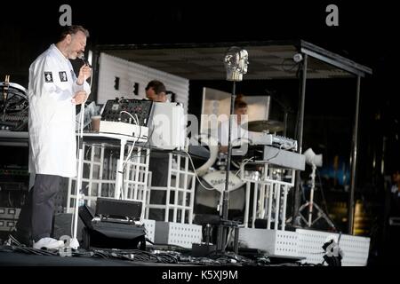 Soulwax. Bestival Music Festival, Lulworth Immobilien, Dorset, Großbritannien. Credit: Finnbarr Webster/Alamy leben Nachrichten Stockfoto