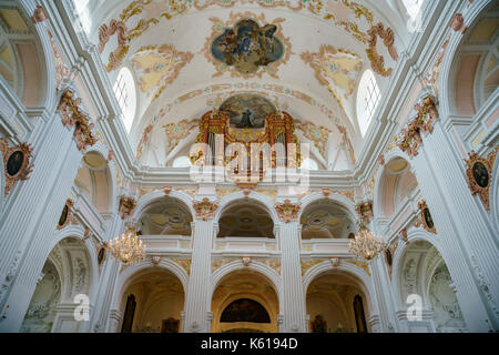 Luzern, 16.Juli: Innenansicht des Luzern Jesuitenkirche am 16.Juli 2017 in Luzern, Schweiz Stockfoto