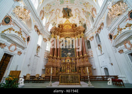 Luzern, 16.Juli: Innenansicht des Luzern Jesuitenkirche am 16.Juli 2017 in Luzern, Schweiz Stockfoto