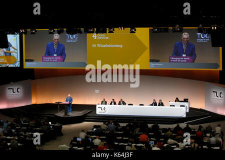 Brighton, UK. 11 Sep, 2017. Teilnehmer die Trades Union Congress TUC-Konferenz 2017 in Brighton, UK, Monday, September 11, 2017. Credit: Lukas MacGregor/Alamy leben Nachrichten Stockfoto