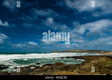 Die Küste von North Cornwall, UK. 11 Sep, 2017. UK Wetter: Gale force Winde zerschlagen, die Küste von North Cornwall im Vereinigten Königreich. Trevone Bay, Constantine Bay und Bedruthen Schritte. Credit: James Pearce/Alamy leben Nachrichten Stockfoto