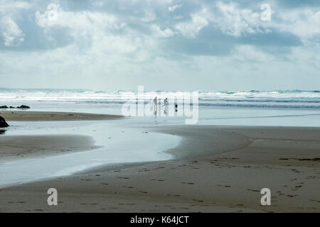 Die Küste von North Cornwall, UK. 11 Sep, 2017. UK Wetter: Gale force Winde zerschlagen, die Küste von North Cornwall im Vereinigten Königreich. Trevone Bay, Constantine Bay und Bedruthen Schritte. Credit: James Pearce/Alamy leben Nachrichten Stockfoto