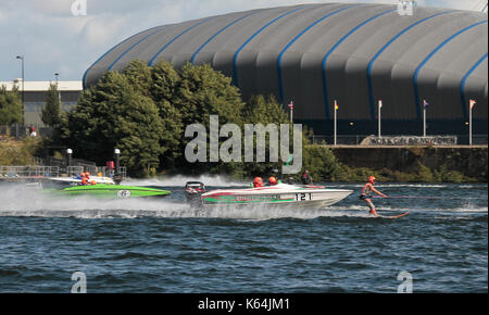 Cardiff, Großbritannien. 9 Sep, 2017. Ntm 12 britischen National Water Ski Racing an der Cardiff Bay, September 2017 Quelle: Graham Hase/alamy leben Nachrichten Stockfoto