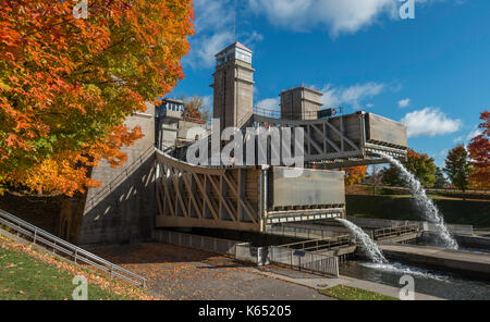 Peterborough lift Lock im Herbst. Dieser lift Lock ist der höchste hydraulische liftlock in der Welt. Stockfoto