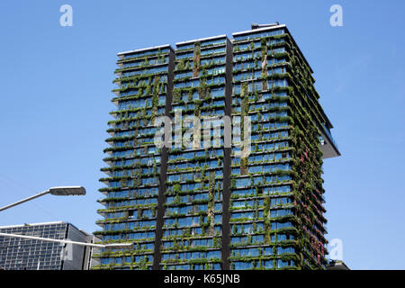 Ein zentraler Park Wohnhaus in Chippendale Sydney Australien ein preisgekröntes Green Building in Pflanzen Stockfoto