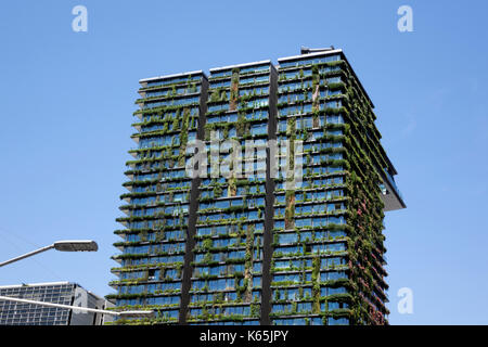 Ein zentraler Park Wohnhaus in Chippendale Sydney Australien ein preisgekröntes Green Building in Pflanzen Stockfoto
