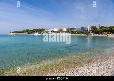 Sveti Andrija Insel, auch die Rote Insel in der Nähe von Rovinj, Kroatien, beliebte Urlaubsort an der Adria Stockfoto