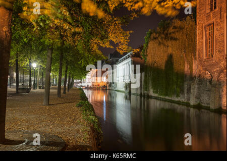 Brügge bei Nacht Stockfoto