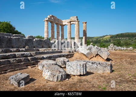 Zeus Tempel, antike Nemea, Corinthia, Peloponnes, Griechenland Stockfoto