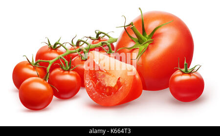 Ganze frische rote Tomate, Halb, kleinen Kirsch- und Zweig der Kirschtomaten mit grünen Blättern auf weißem Hintergrund Stockfoto