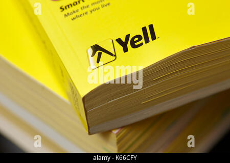 Yell gelbe Seiten klassifiziert Telefon Verzeichnis Papier Ausgabe Großbritannien Stockfoto
