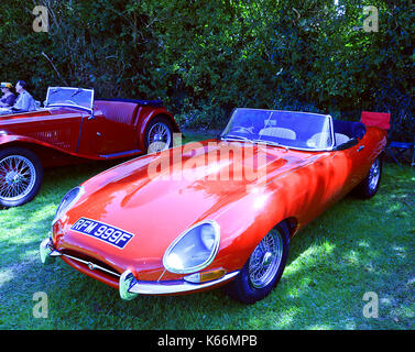 Jaguar E-Type Car rot ca. 1967 4.2 Liter Stockfoto