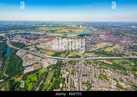 Die ThyssenKrupp Steel Europe AG, Stahlwerk Bruckhausen, Kohle- und Stahlindustrie, Schwerindustrie, Duisburg, Ruhrgebiet, Nordrhein-Westfalen, Deutschland, Duisburg, Stockfoto