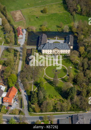 Schloss Körtlinghausen, geschlossenes Wasser Rüthen, Sauerland, Nordrhein-Westfalen, Deutschland, Europa, Luftaufnahme, Luftaufnahme, Luftaufnahme Stockfoto