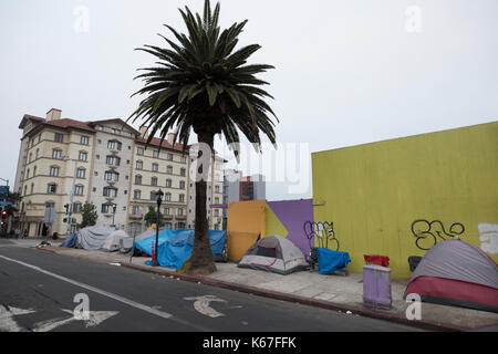 Obdachlose Lager auf der 17th Street in San Diego, Kalifornien Stockfoto