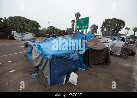 Obdachlose Lager auf der 17th Street in San Diego, Kalifornien Stockfoto